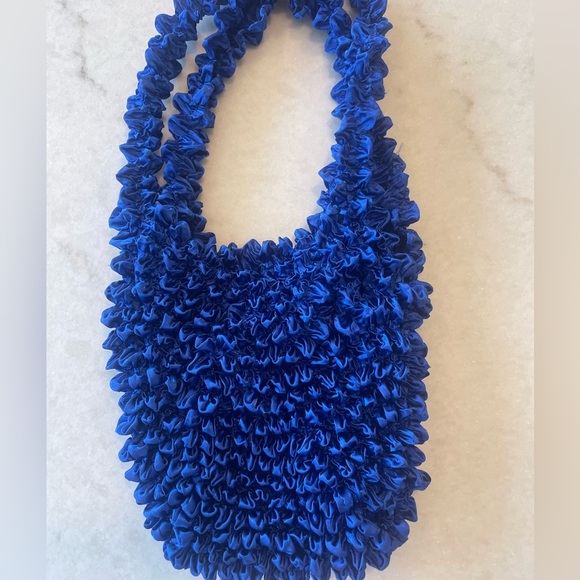 URBAN OUTFITTERS ROYAL BLUE SHOULDER BAG! New! - Picture 1 of 3